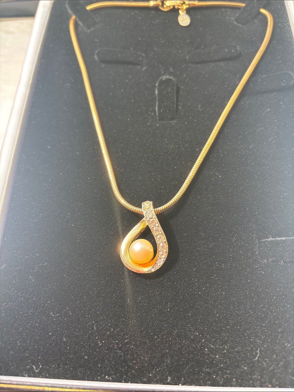 Diane Von Furstenberg Gold Pearl Teardrop Necklace with Crystal Accents - Picture 3 of 7
